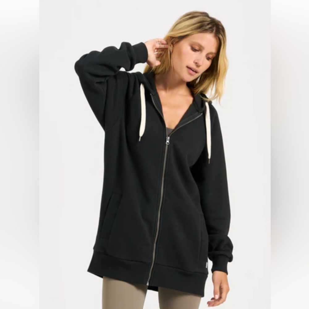 Vuori Restore Women's Black Zip-Up Hoodie M washed black
